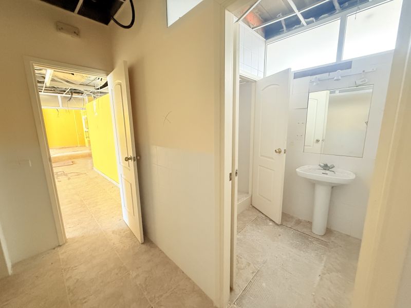 Local comercial vista mar