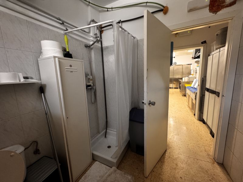 Obrador artesanal para la  preparación de pizza/pan.