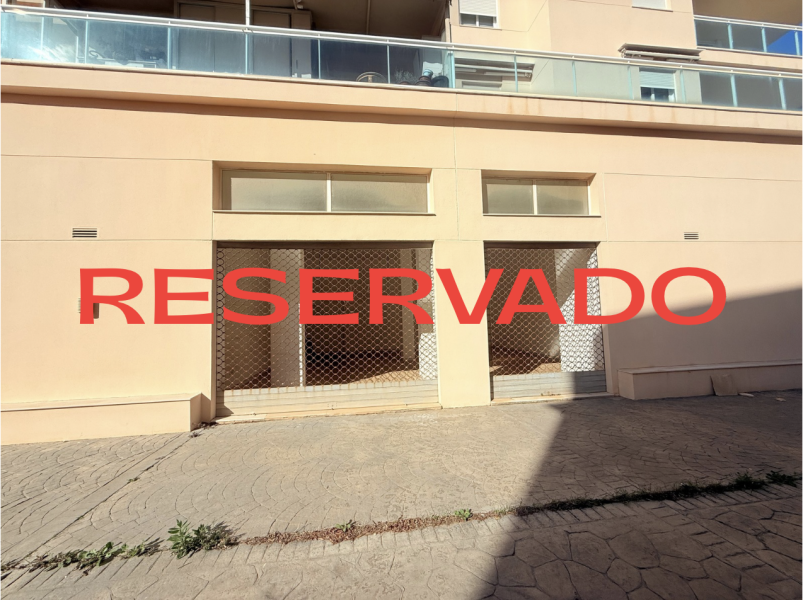Local comercial en calle mediterranea