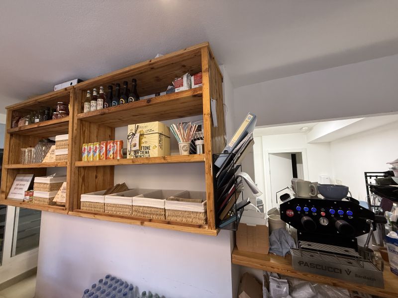 Pizzeria en carrer de Felip II