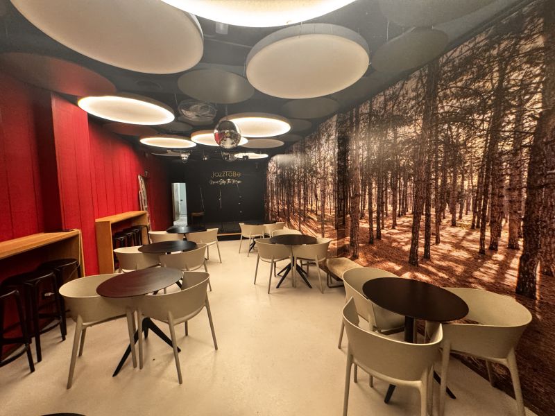 Cafe concierto en Vicent Orvay y Serra