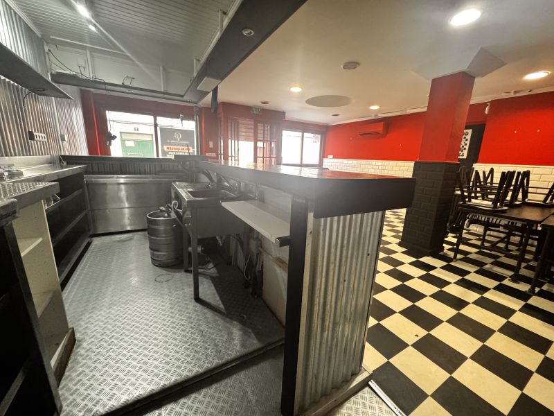 Restaurante en calle General Prim