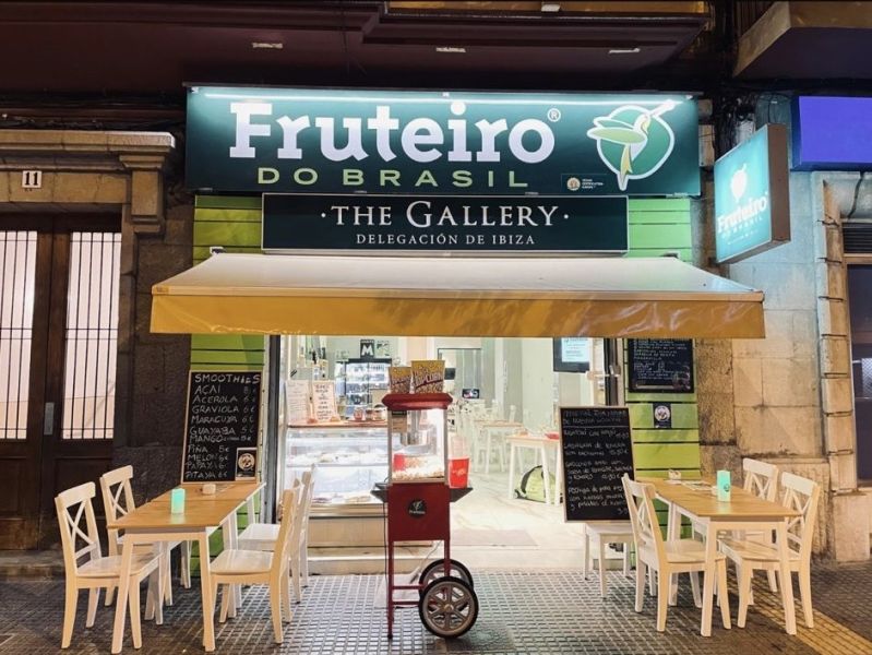 -EN TRASPASO- Restaurante/Bar en Av. España