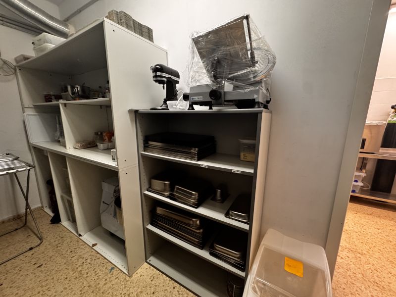 Obrador artesanal para la  preparación de pizza/pan.