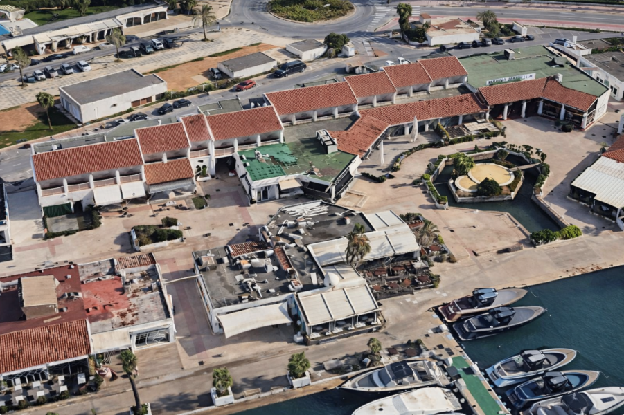 Cafe concierto en Marina Botafoch